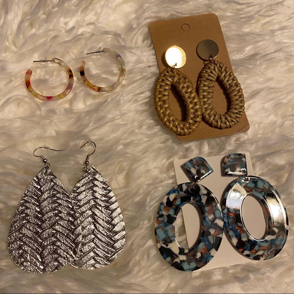 M - Lot of 4 pair of statement earrings new